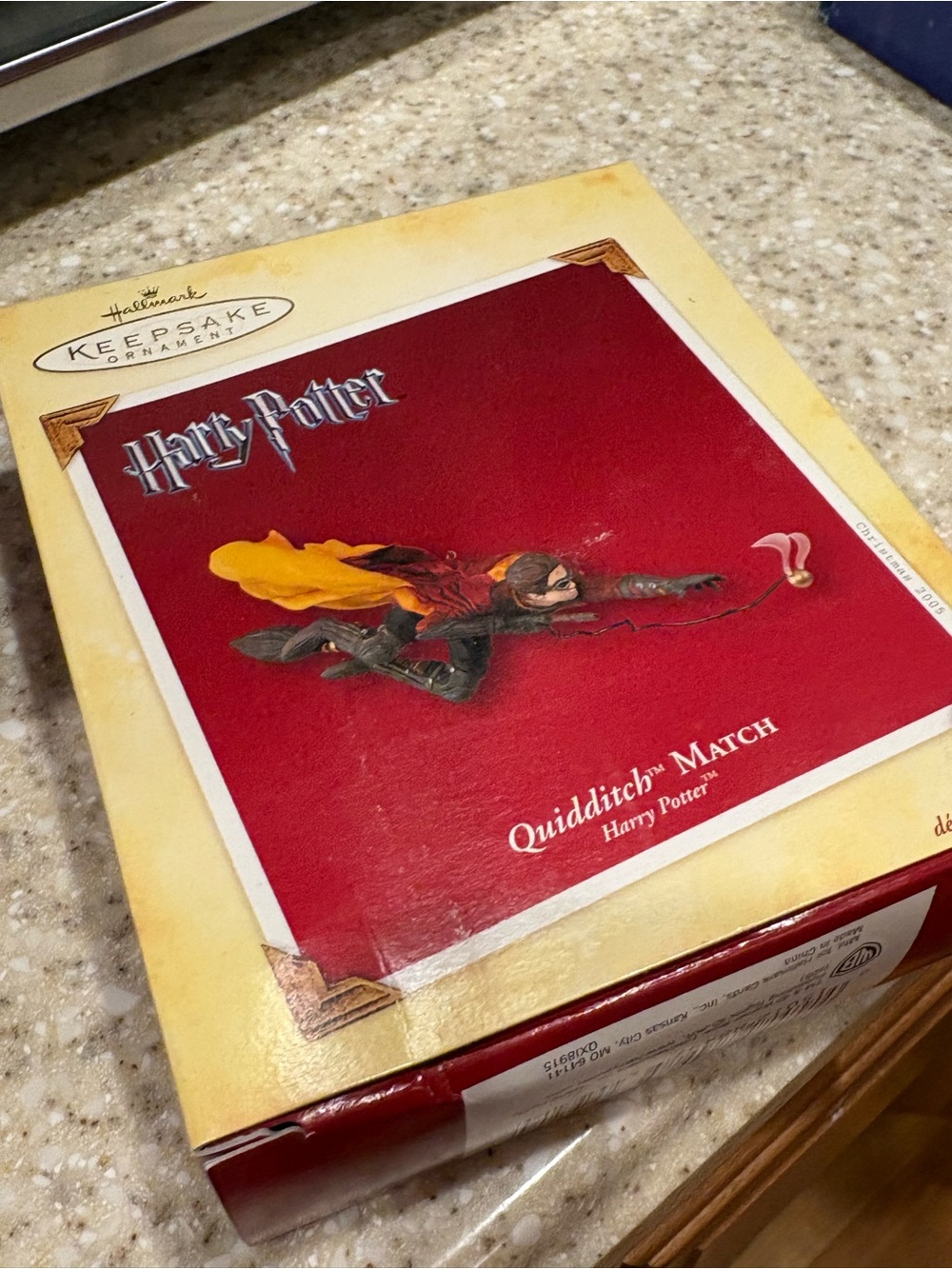 Hallmark Keepsake Harry Potter 'Quidditch Match' Ornament - Red & Yellow NIB